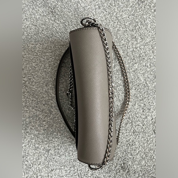 GUC Tory Burch Crossbody Bag with Dust Bag - Picture 6 of 16